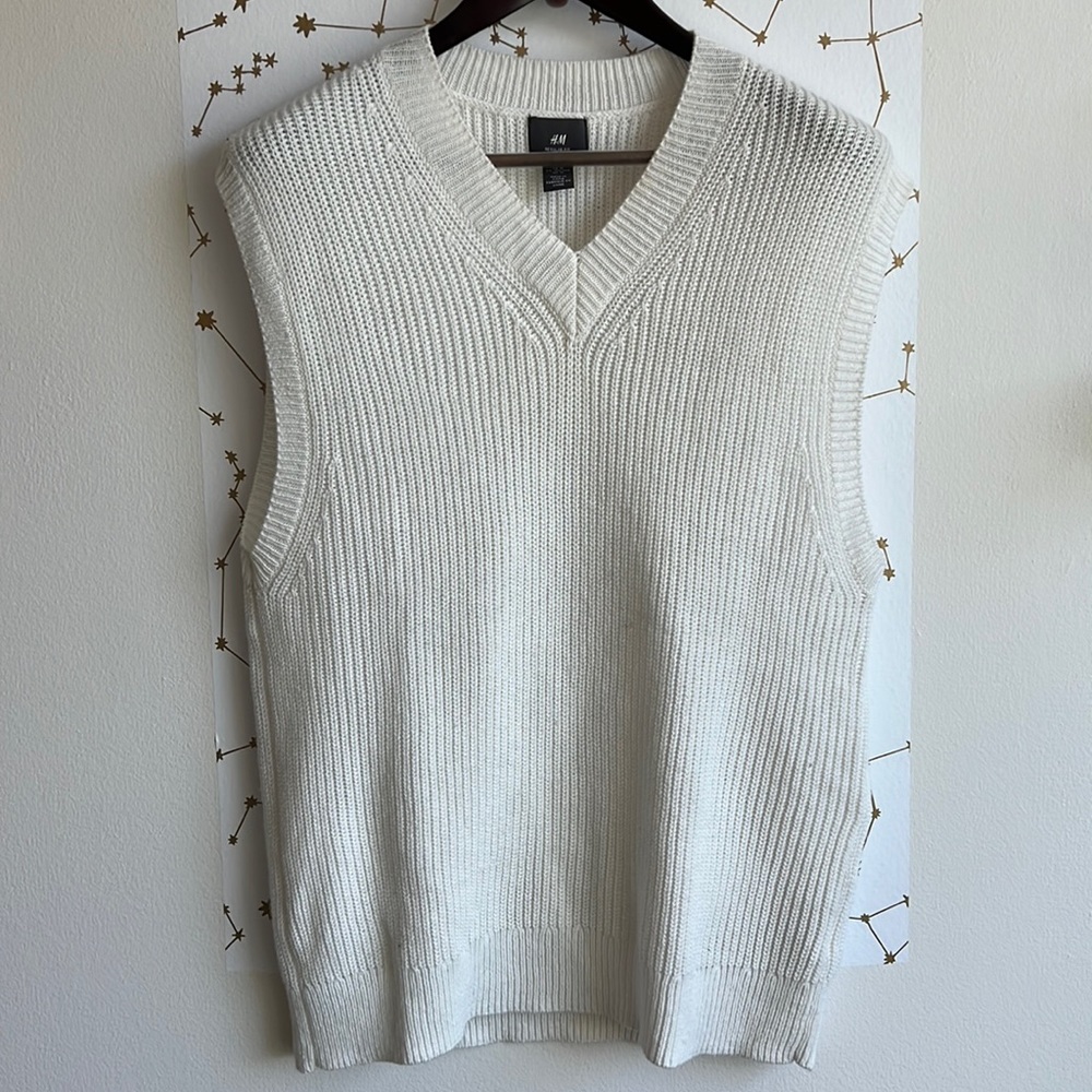 H&M Men’s Sweater Vest in White Ribbed Cotton